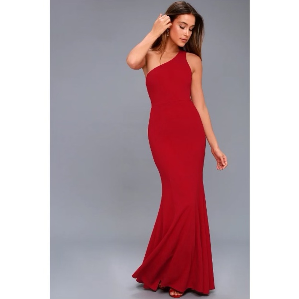 Lulu’s Brittany Wine Red One-Shoulder Maxi Dress